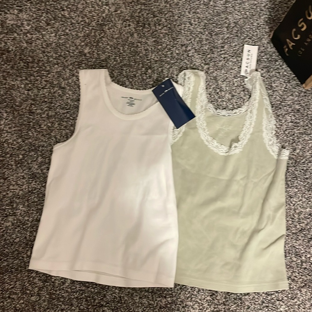 NWT Brandy Melville tops